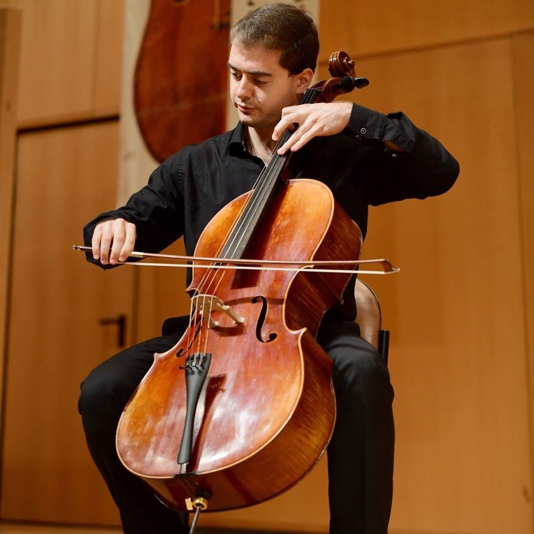 Daniel Kaler Cellist